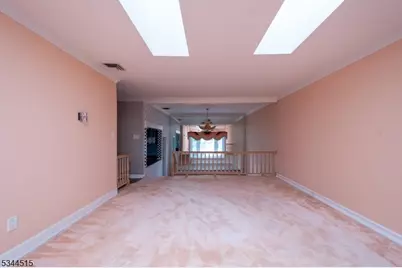 34 Lincoln St, Roseland, NJ 07068 - Photo 14