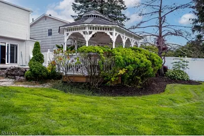 34 Lincoln St, Roseland, NJ 07068 - Photo 36