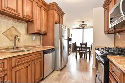 9060 Palisade Ave #1003, North Bergen, NJ 07047 - Photo 18