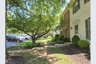 27 Woodward Ln, Bernards Township, NJ 07920 - Photo 12