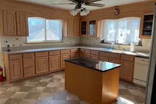 5 Sydney Pl, Manville, NJ 08835 - Photo 8