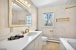 113 Crest Dr, Berkeley Heights Township, NJ 07922 - Photo 28