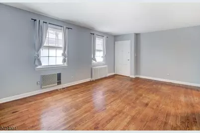 251B Elmwood Ave #C, Maplewood, NJ 07040 - Photo 4