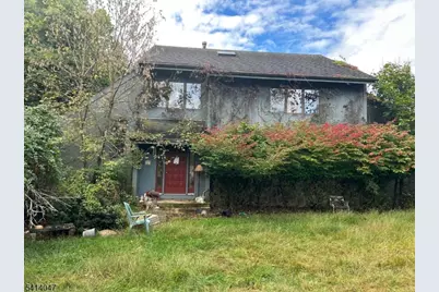 6 Firethorn Dr, Holland Township, NJ 08848 - Photo 1