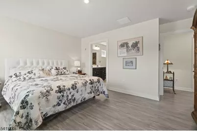 8 Lam Dr, Hardyston Township, NJ 07419 - Photo 22