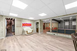 300 Old York Rd, Raritan Township, NJ 08822 - Photo 24