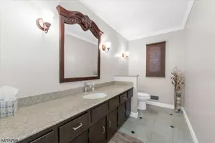 300 Old York Rd, Raritan Township, NJ 08822 - Photo 14