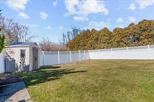 300 Old York Rd, Raritan Township, NJ 08822 - Photo 30