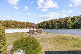 300 Old York Rd, Raritan Township, NJ 08822 - Photo 26