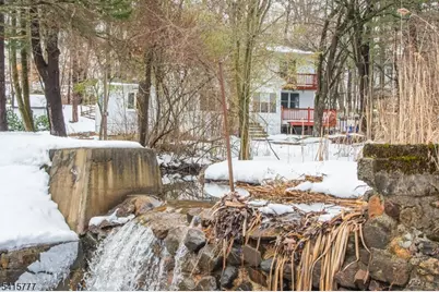 37 Mount Hope Rd, Rockaway Township, NJ 07866 - Photo 40