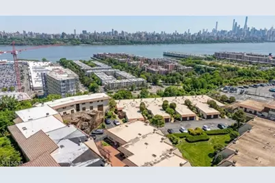 300 Gorge Rd #25, Cliffside Park, NJ 07010 - Photo 40