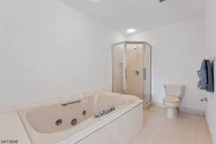 300 Gorge Rd, Cliffside Park, NJ 07010 - Photo 24