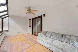 300 Gorge Rd, Cliffside Park, NJ 07010 - Photo 22