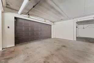 300 Gorge Rd, Cliffside Park, NJ 07010 - Photo 32