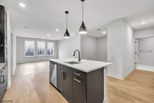 51 Okner Pkwy, Livingston Twp., NJ 07039 - Photo 8