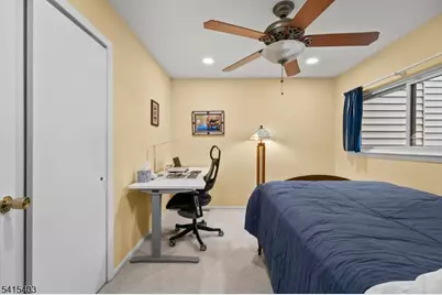 15 Littlewood Ct, Wayne, NJ 07470 - Photo 18