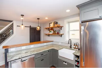 53 Buttonwood St, Lambertville, NJ 08530 - Photo 10