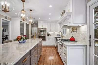 9 Buttonwood Ln, Chatham Township, NJ 07928 - Photo 8