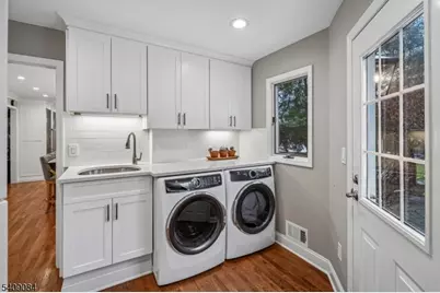 9 Buttonwood Ln, Chatham Township, NJ 07928 - Photo 22