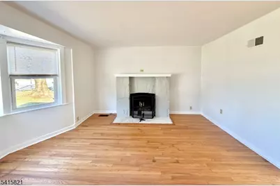 126 Hwy20231, Raritan Township, NJ 08551 - Photo 4