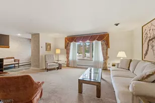 116 S Hillside Ave, Roxbury Township, NJ 07876 - Photo 4