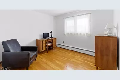 116 S Hillside Ave, Roxbury Township, NJ 07876 - Photo 10