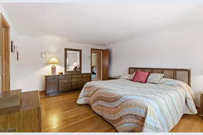 116 S Hillside Ave, Roxbury Township, NJ 07876 - Photo 20