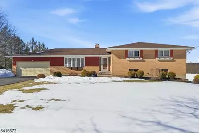 116 S Hillside Ave, Roxbury Township, NJ 07876 - Photo 2