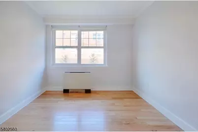 41 Elm St #1B, Morristown, NJ 07960 - Photo 8