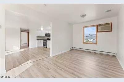 190 Martin Ave, Clifton, NJ 07012 - Photo 6