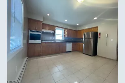 15 Sanford St 2nd Floor, Clifton, NJ 07011 - Photo 6