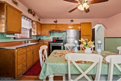 8 Kipp Pl, Paterson, NJ 07513 - Photo 14