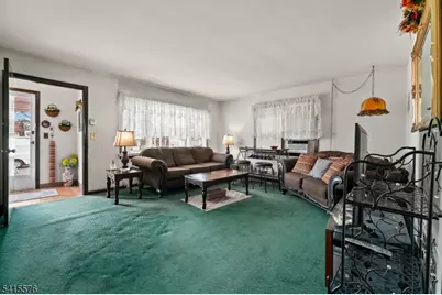 8 Kipp Pl, Paterson, NJ 07513 - Photo 2