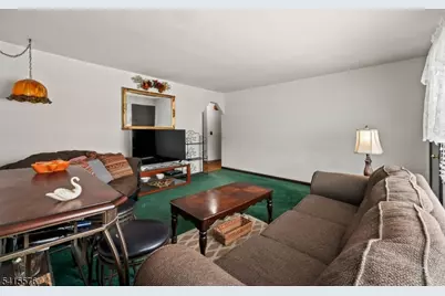 8 Kipp Pl, Paterson, NJ 07513 - Photo 20