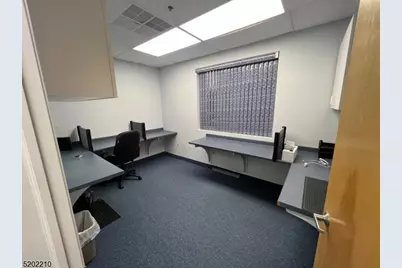 508 Hamburg Tpke, Wayne, NJ 07470 - Photo 6