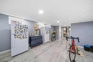 55 N 15th St, Hawthorne, NJ 07506 - Photo 32