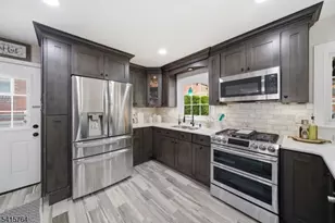 55 N 15th St, Hawthorne, NJ 07506 - Photo 16