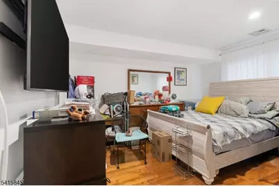 15 Boulder Run Rd, Paterson, NJ 07501 - Photo 10