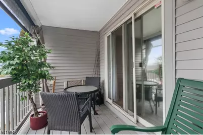 15 Boulder Run Rd, Paterson, NJ 07501 - Photo 2