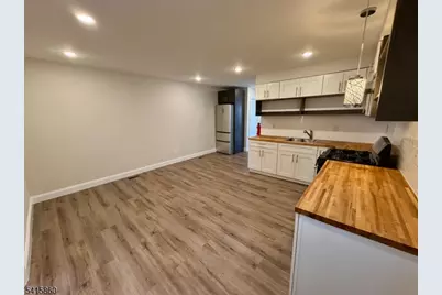 114 Maple Ave #1L, Montclair, NJ 07042 - Photo 2