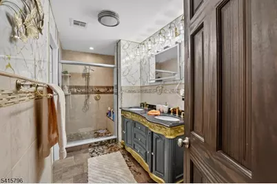 31 Mertz Ave, Belleville, NJ 07109 - Photo 14