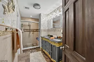 31 Mertz Ave, Belleville, NJ 07109 - Photo 14