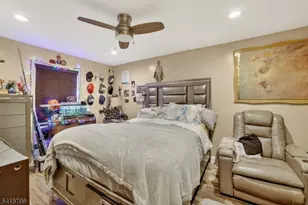 31 Mertz Ave, Belleville, NJ 07109 - Photo 16