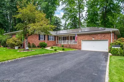 12 Ravine Rd, Verona, NJ 07044 - Photo 2