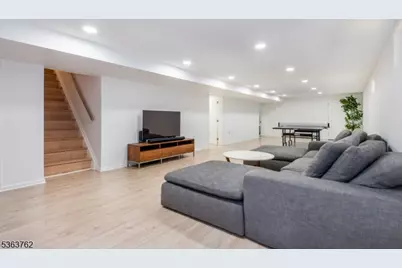 12 Ravine Rd, Verona, NJ 07044 - Photo 38