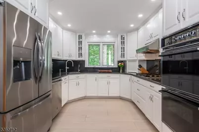 12 Ravine Rd, Verona, NJ 07044 - Photo 12