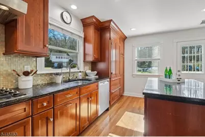 22 Brook Hollow Ln, New Providence, NJ 07974 - Photo 12