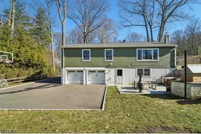 22 Brook Hollow Ln, New Providence, NJ 07974 - Photo 38