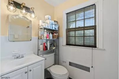 326 Eastern Pkwy, Newark, NJ 07106 - Photo 8