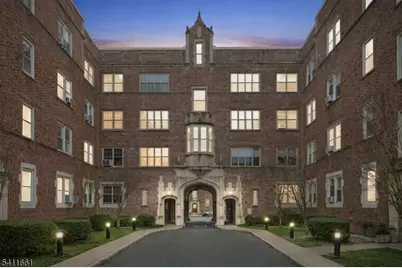 133 Summit Ave #16, Summit, NJ 07901 - Photo 1